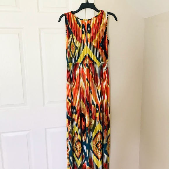 Gently Worn I.N. Studio V-Neck Sleeveless Maxi Dress Multi-Color Size 6 - Picture 3 of 9